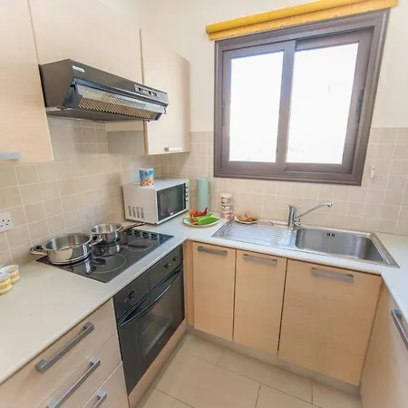 Kapparis Kyklades Ground Floor Apartment Paralimni